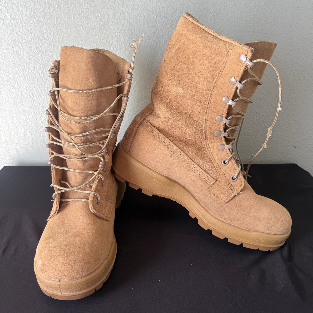 Belleville ICWR Tan Suede Combat Boots Mens 9.0 R Vibram Made in USA Tactical